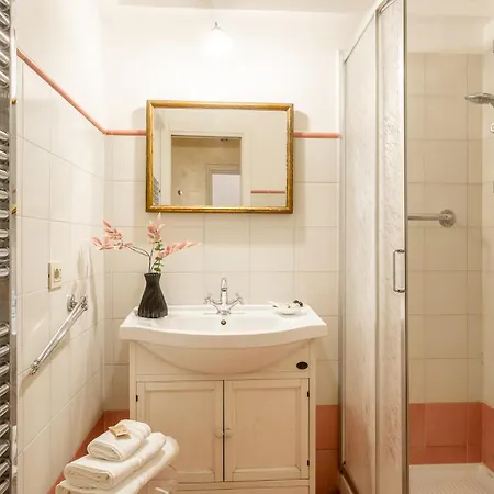 Apartment Iflat Bright & Comfortable Navona *